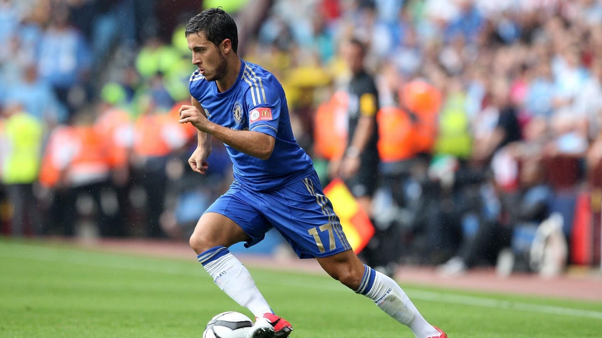 扎马莱克计划扩建主场，提升球迷体验，马扎克lg